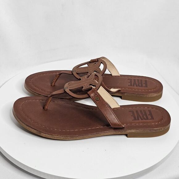 Frye Taylor Logo Full Grain Slip On Leather Thong Sandals Cinnamon Color - Picture 1 of 7